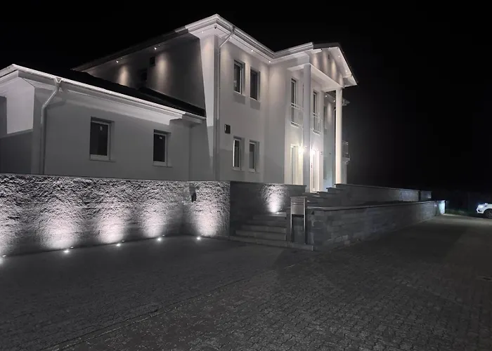 5 STERNE LUXUS VILLA KLIMATISIERT DACHTERRASSE MIT ATEMBERAUBENDER AUSSICHT ooooo